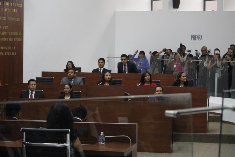 La Mesa Directiva de la LXIII Legislatura fue integrada en su totalidad por mujeres