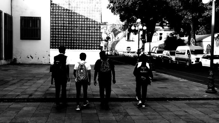 Adolescentes tlaxcaltecas detenidos, víctimas de corrupción y violencia