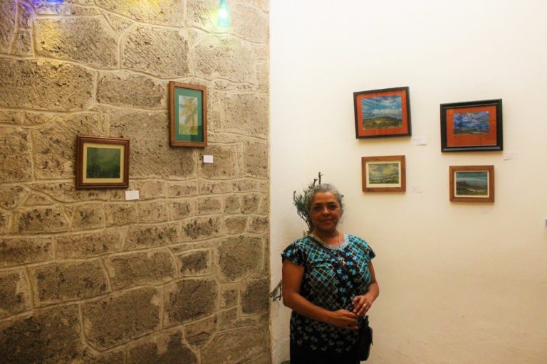 Presenta Renatta Vega Arias paisajes y desnudos en la galería del Hotel Boutique Posada