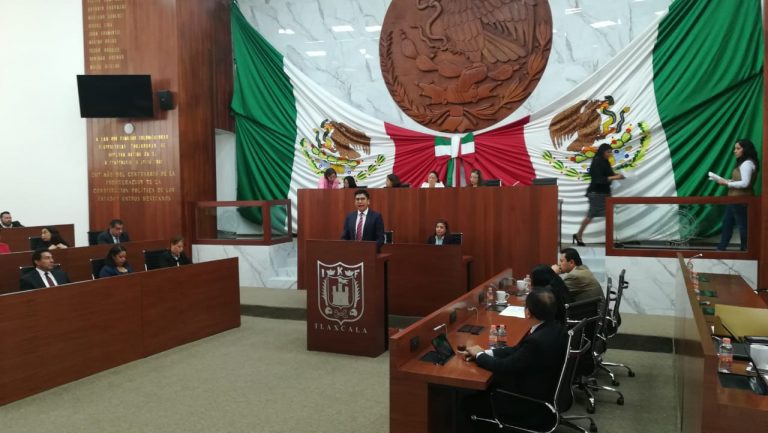 Derrumbar muros y obligar la transparencia propone PRD