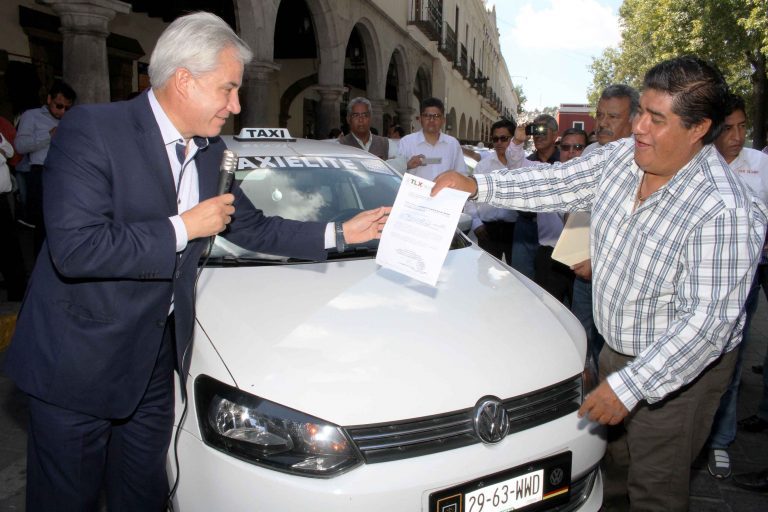 Se contradice SECTE sobre entrada de taxímetros con dichos de su director