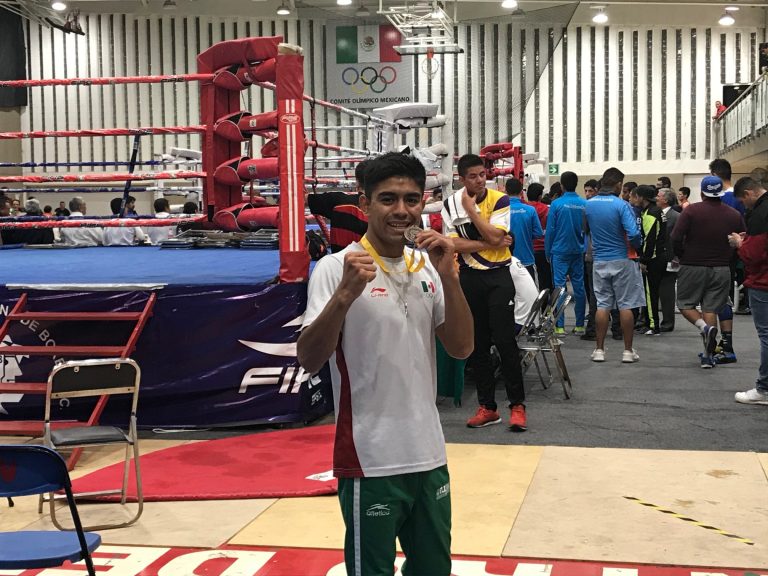 Se lleva tlaxcalcateca Miguel Ángel Capilla oro en Campeonato Nacional de Boxeo