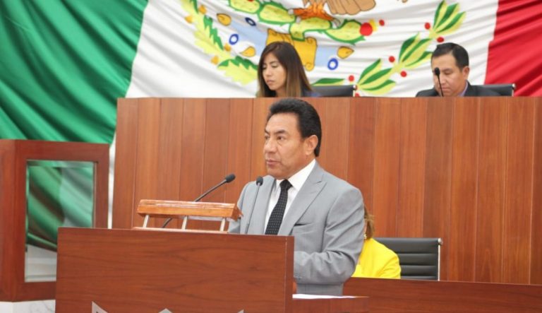 Quitan a Victor Báez como presidente de la Junta de Coordinación y Concertación Política