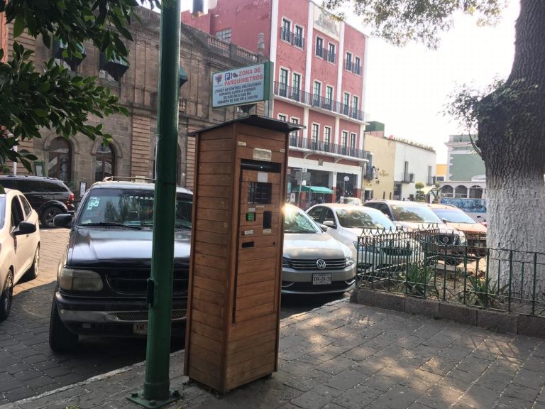 Busca Covarrubias prohibir parquímetros y cobro de estacionamiento en «mall’s»