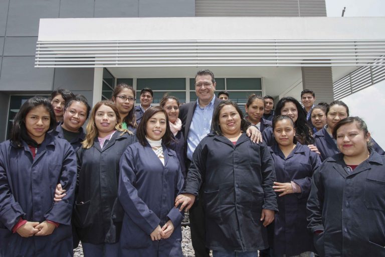Reprueba México ¿Cómo Vamos? a Mena; no alcanza metas de crecimiento, empleo y más