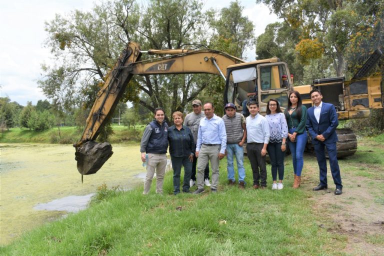 Para recargar mantos acuíferos, limpian presa Acomulco en Zacatelco