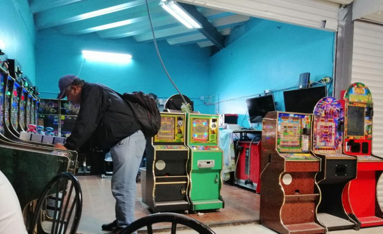 Violan 3 establecimiento en la capital Ley Federal de Juegos y Sorteos, ¿quiénes son?