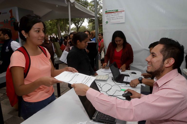Si eres estudiante, el 12 y 13 de agosto podrás tramitar tu acta de nacimiento gratis