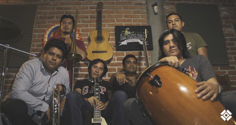 Murga Xicohtl, banda tlaxcalteca que rescata música de carnaval y el náhuatl