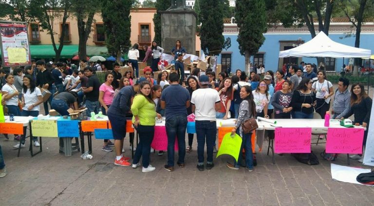 Luego del S19 voluntarios tlaxcaltecas juntaron más de 8 toneladas de víveres en dos días…