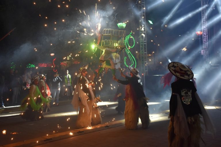 Buen ambiente el 15 de Septiembre en Zacatelco