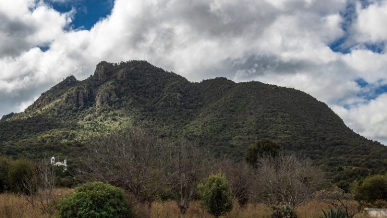 Por cometer delitos ambientales en el Cuatlapanga, será investigado proyecto de escalinatas y mirador