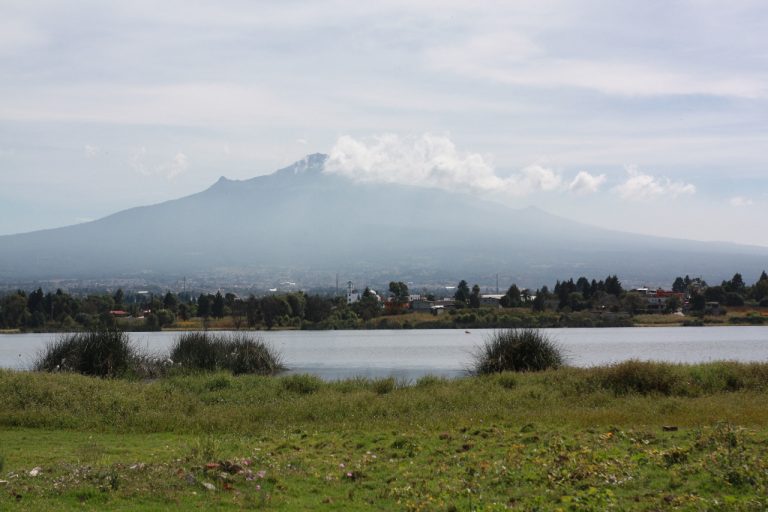 Ante invasión en todo el perímetro de la Laguna de Acuitlapilco, sin interés CONAGUA por iniciar procesos penales