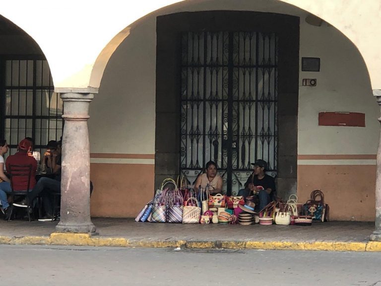 Por coronavirus, afectados casi 70% de tlaxcaltecas en informalidad con Jornada de Sana Distancia