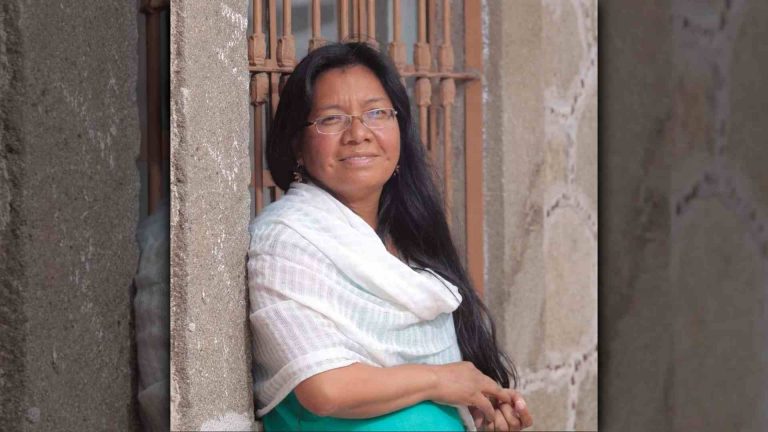 La maestra Ethel de Contla lucha porque el Náhuatl siga vivo, ¿Para qué?