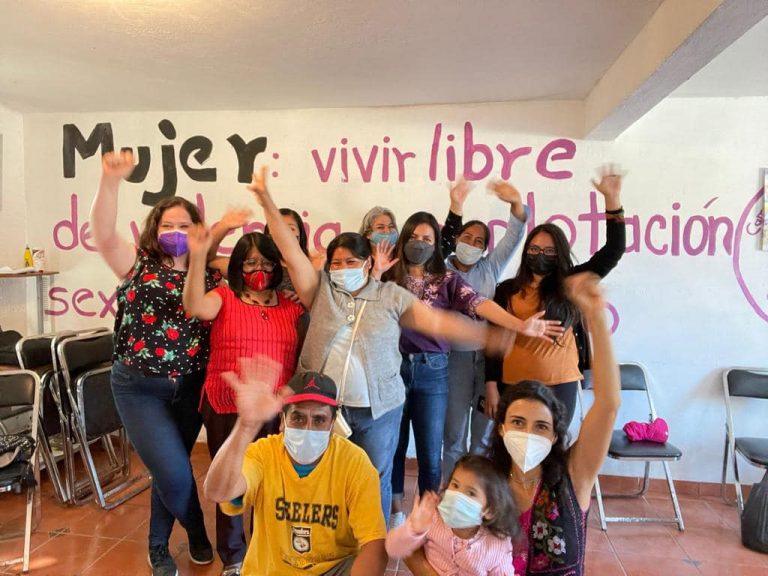 En Tetlanohcan, mujeres se encuentran para hablar de migración