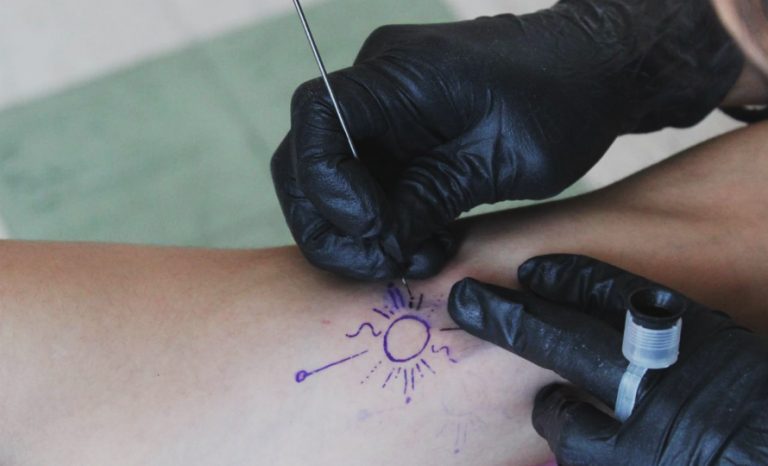 Hadpoke tattoo, la técnica que vuelve al origen está en Tlaxcala