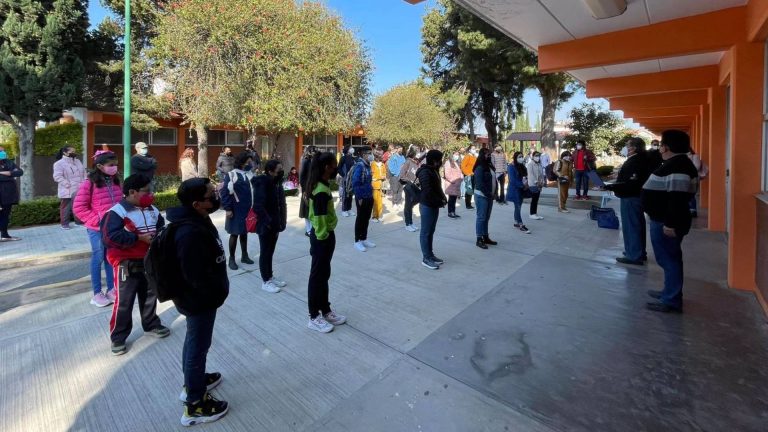Estudiantes tlaxcaltecas irán a nacional de matemáticas en marzo