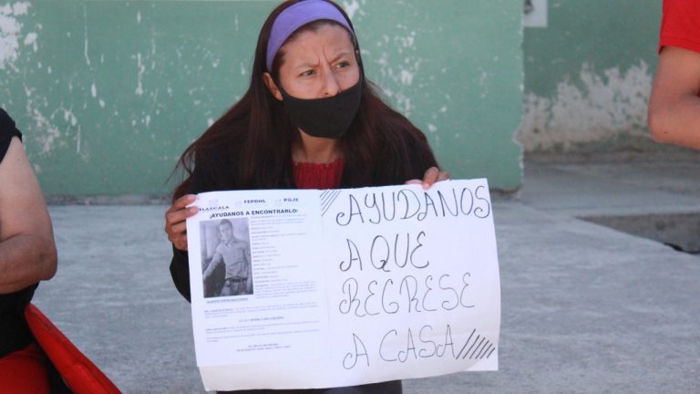 Familia de persona desaparecida en Tetla necesita recurso para escarvar donde les dijeron