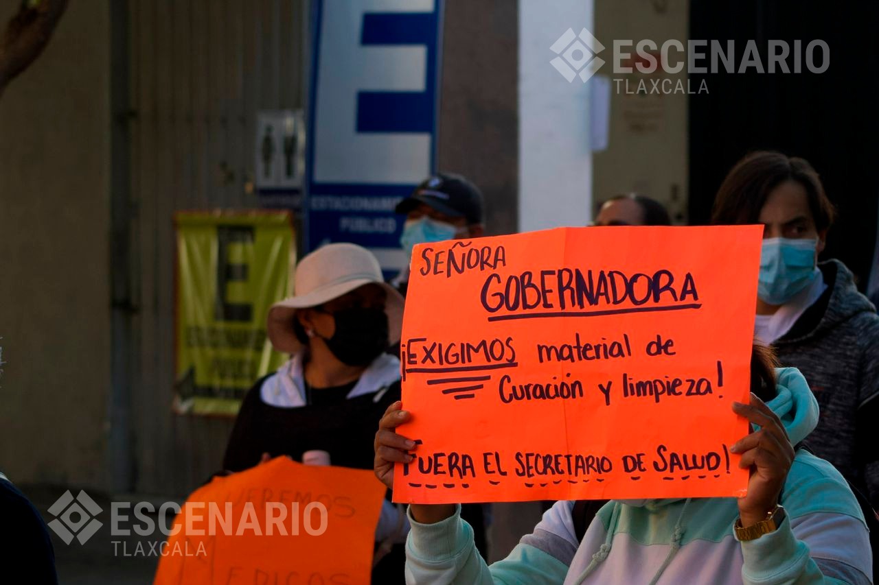 salud-tlaxcala-manifestación-gobierno