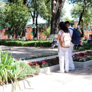 Hay 2 razones por las que las letras de madera se seguirán moviendo 1 d108