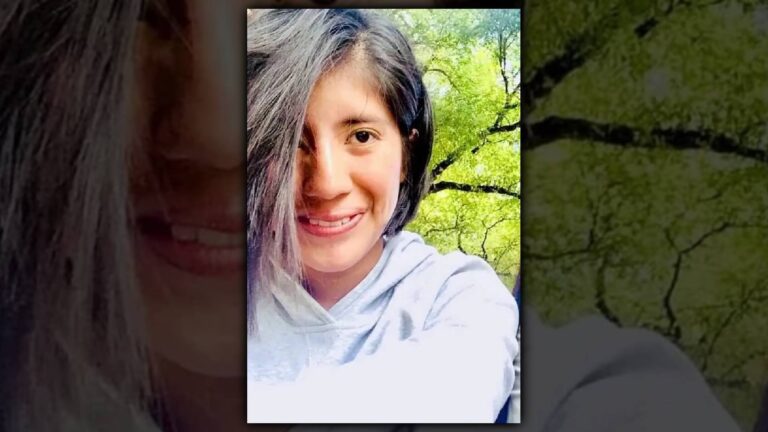 Transformar su vida y a la comunidad sorda en Tlaxcala, eso busca Adriana Tecpa