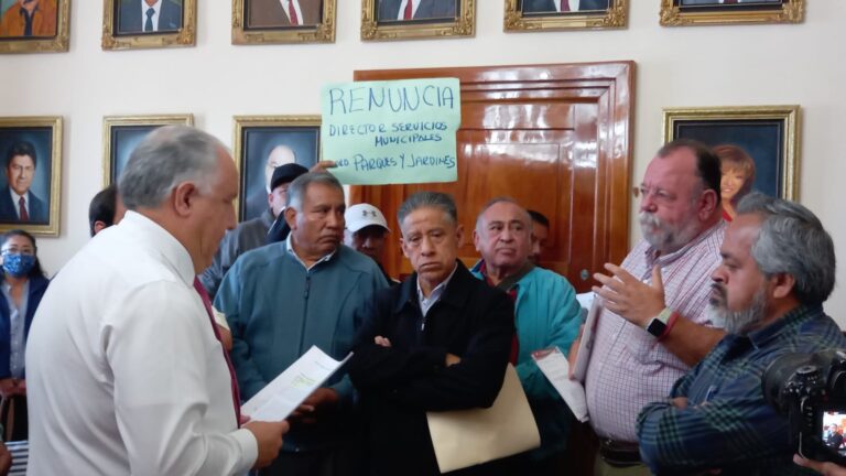 Para 2023, comerciantes de Tlaxcala piden disminuir precio de licencias de funcionamiento
