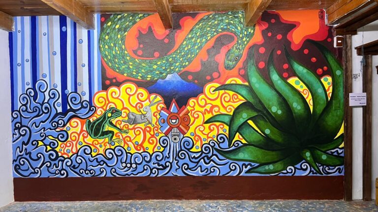 Pluralidad: iniciamos 2023 con un mural de Marlon Esquivel en la oficina; ven a conocerlo