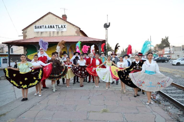 Convocan a participar en el desfile de Carnaval Traspasando fronteras