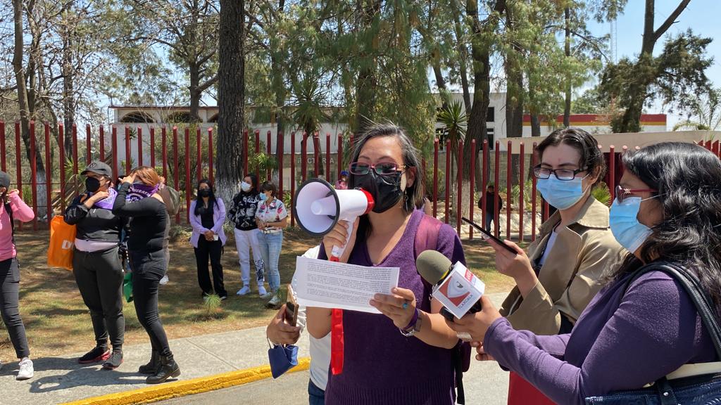 Marcha del 8M2023 en Tlaxcala reafirma la fuerza del movimiento feminista pese a la represión 4 marcha-del-8m-en-tlaxcala-gobierno-movimiento-feminista-represión-colectivo-mujer-utopía-edith-mendez