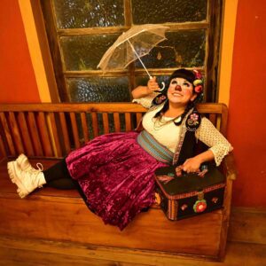 Taller de técnica clown con Illaq Miski 2 Illian Miski actriz clown peruana