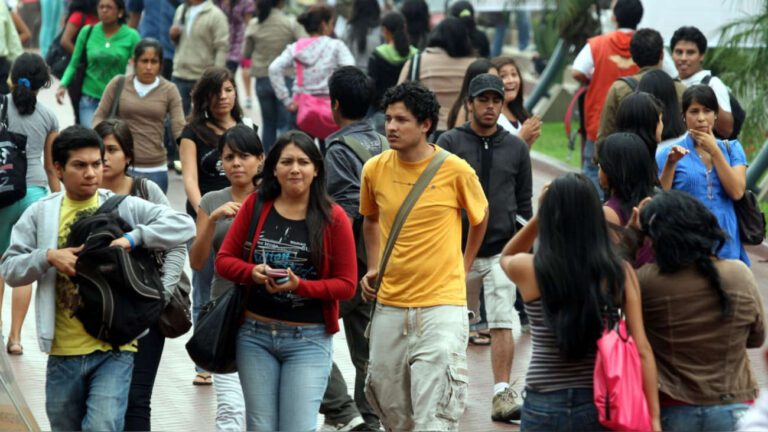 Juventudes tlaxcaltecas no ven oportunidades laborales en el estado