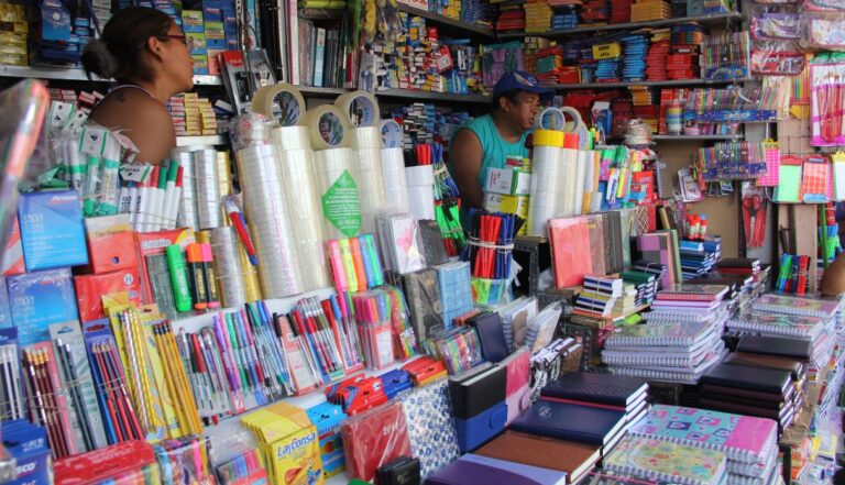 ¿Qué dice la PROFECO sobre la compra de útiles escolares para el ciclo escolar 2023-2024?