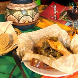 Los secretos de la preparación del Pollo Tocatlán, plato emblemático de Tlaxcala
