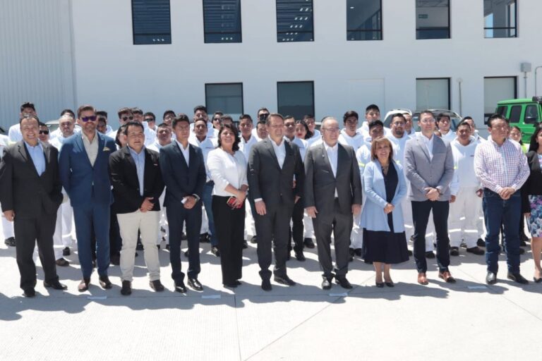 Mercedes Benz en Tlaxcala: una inversión de más de 100 millones de pesos