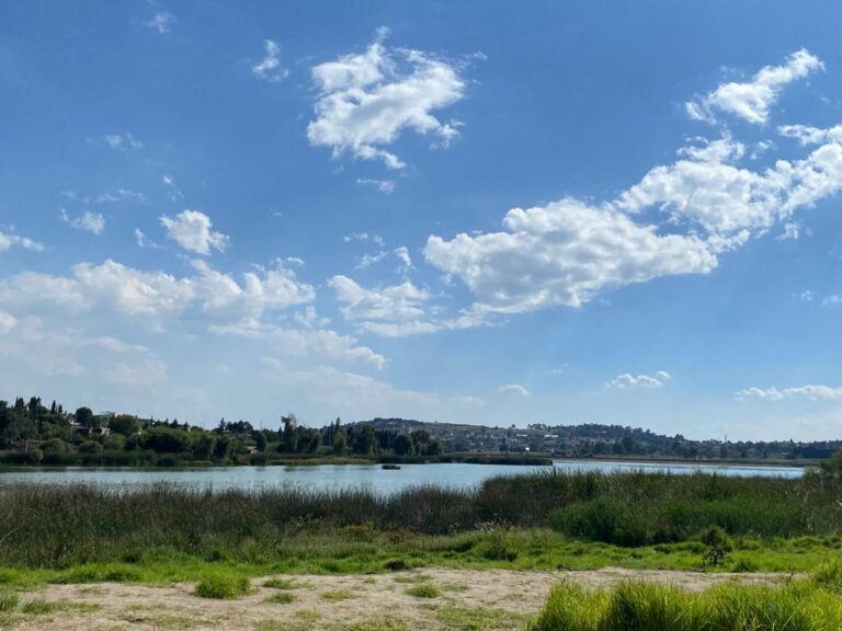 Lorena Cuéllar celebra desazolve de la Laguna de Acuitlapilco pero soslaya seguridad de UPCO