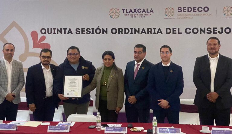 Recibe Alan Alvarado certificado de Apertura Rápida de Empresas para Tepetitla de Lardizábal