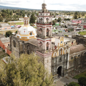 Descubre la Cruz de Espejos de la parroquia de Santa Cruz Tlaxcala