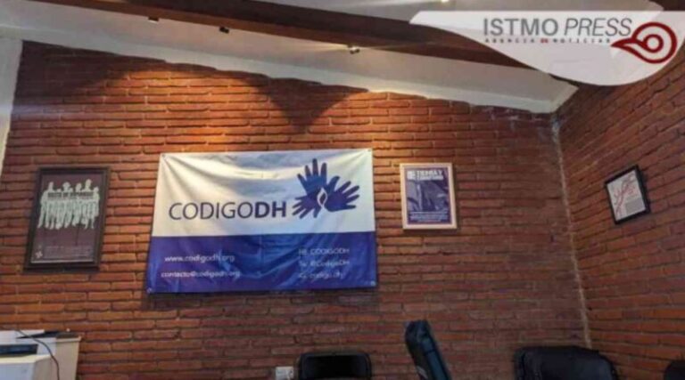 Roban equipo de trabajo y hallan oficinas de organización civil Código DH en Oaxaca