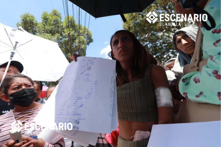 Denuncian irregularidades en licitación del servicio de hemodiálisis en Tlaxcala, argumentando que las empresas ganadoras, Marvil y Certeza, carecen de certificados de salubridad.