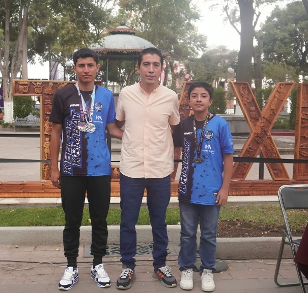 Jóvenes Porteros Tlaxcaltecas triunfan en el Torneo Keeper Kombat en Guanajuato 1 Imagen de WhatsApp 2024 06 19 a las 14.26.11 ba3b9f62 1