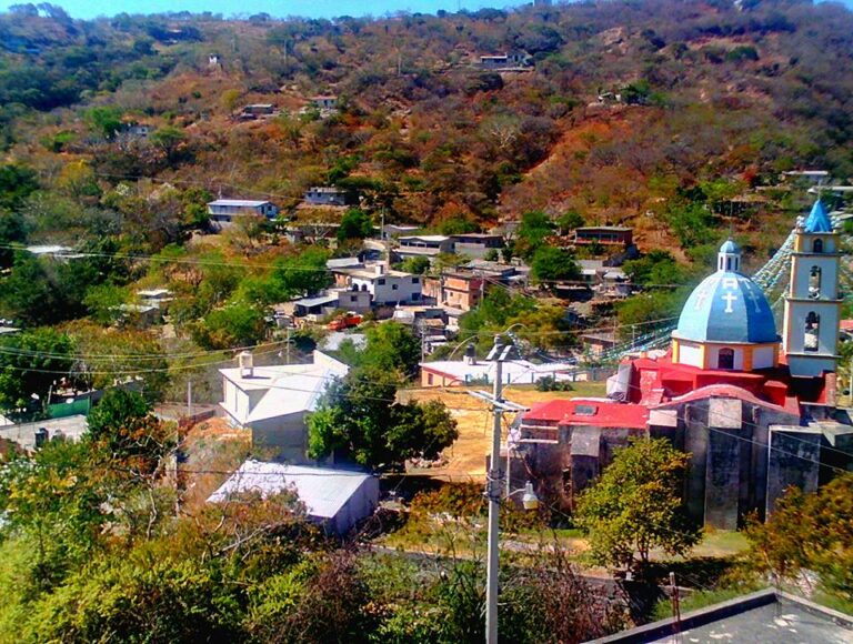 Matan a regidora de salud y educación en la mixteca oaxaqueña