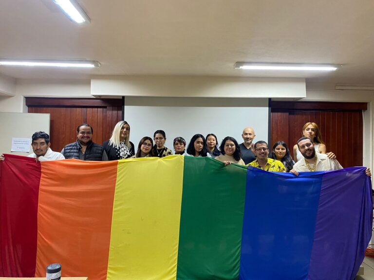Tlaxcaltecas LGBT deben migrar del estado para triunfar en la ciencia