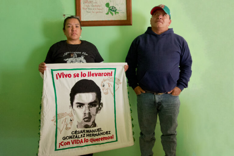 10 años de Ayotzinapa: Hilda y Mario dejaron Huamantla 6 años y medio para buscar a César Manuel