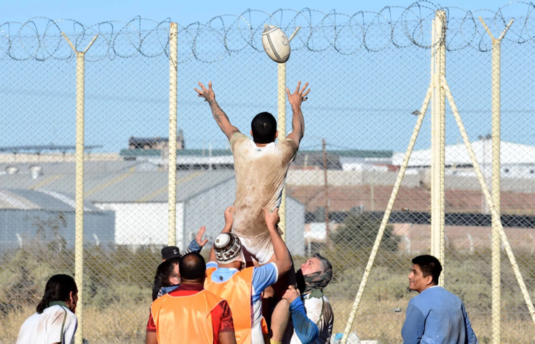 Rugby en la cárcel: la práctica deportiva crea segundas oportunidades en una prisión argentina