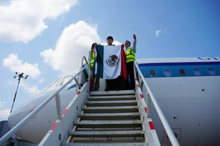 Trump implementa vuelos de expulsión para migrantes mexicanos