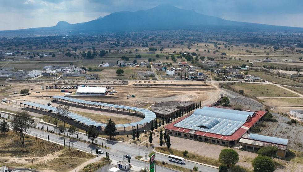 A cuatro años, Lorena Cuéllar suma solo tres obras emblemáticas; cuatro menos que su antecesor Marco Mena 10 central de abasto de huamantla