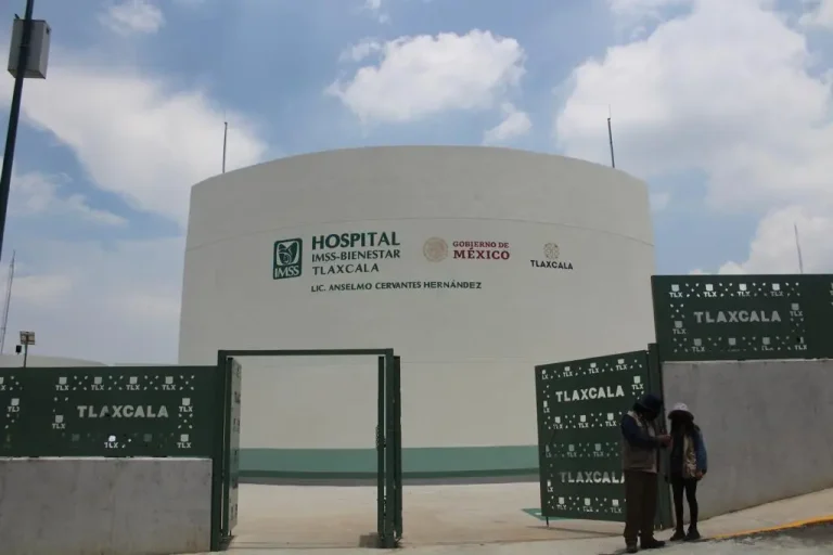 Zona de hospitales en Tlaxcala genera basura sin responsabilidad en su distribución