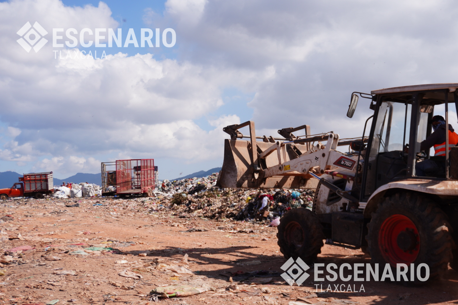 Relleno sanitario de Atlangatepec opera con emergencia para cumplir con el servicio, entre riesgos y contención