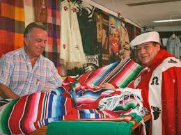 ¡Tlaxcala viste a los grandes! El día que Juan Gabriel se enamoró de los textiles de Chiautempan y la capital